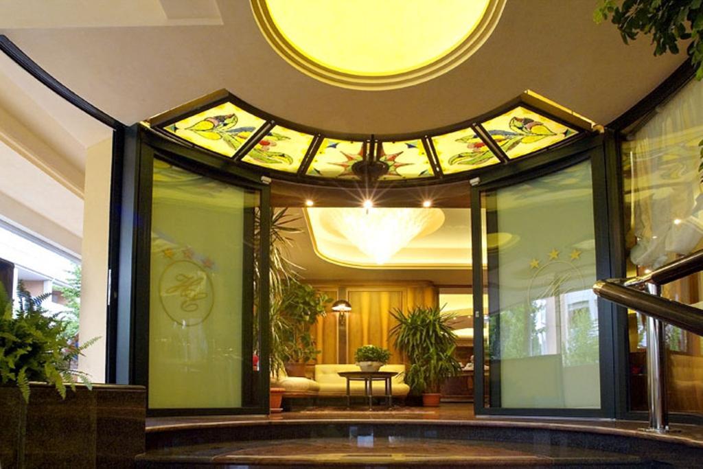 Hotel Europa Бибионе Экстерьер фото